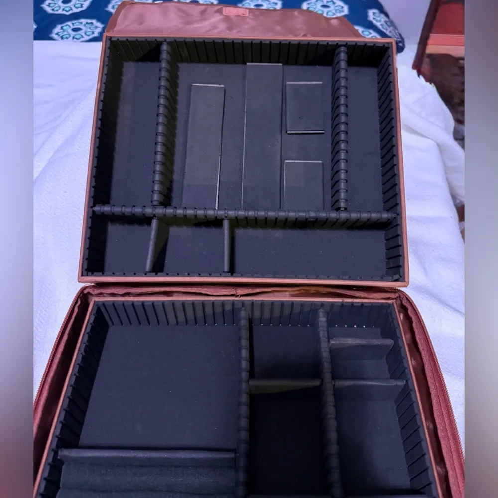 Joy Mangano 2 Stackable Jewelry Organizers in Brown Expandable Zip Around Case. - Picture 5 of 13